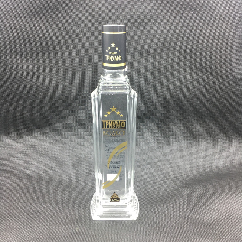 Botellas de vodka de vidrio de forma cuadrada de 500 ml con diseños personalizados
