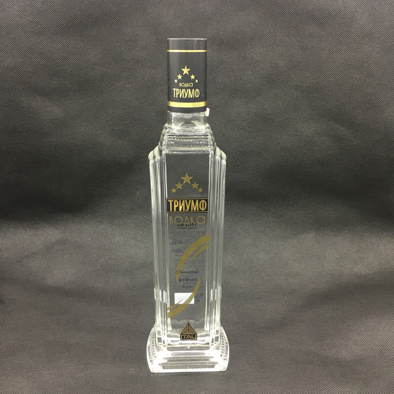 Botellas de vodka de vidrio de forma cuadrada de 500 ml con diseños personalizados