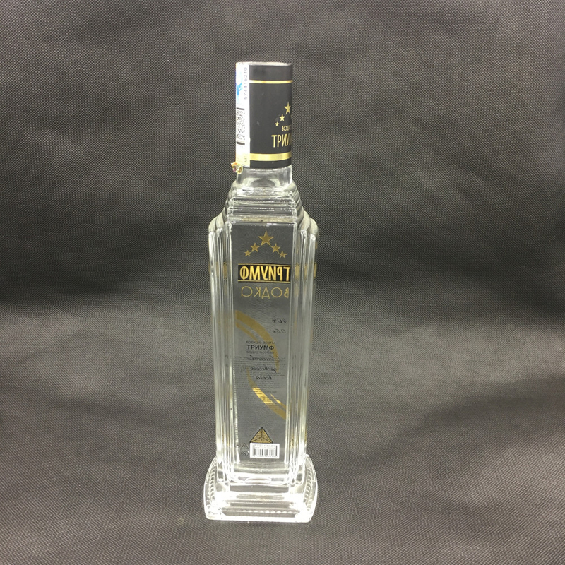 Botellas de vodka de vidrio de forma cuadrada de 500 ml con diseños personalizados